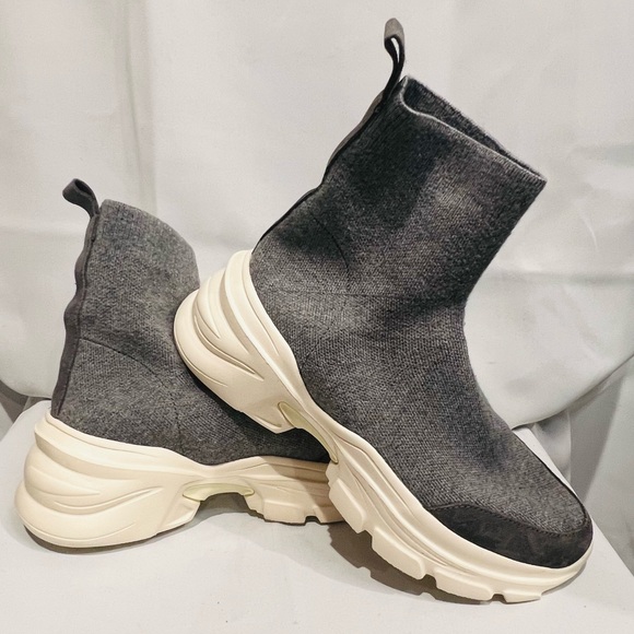 Zara Cloth Trainers - Picture 6 of 8